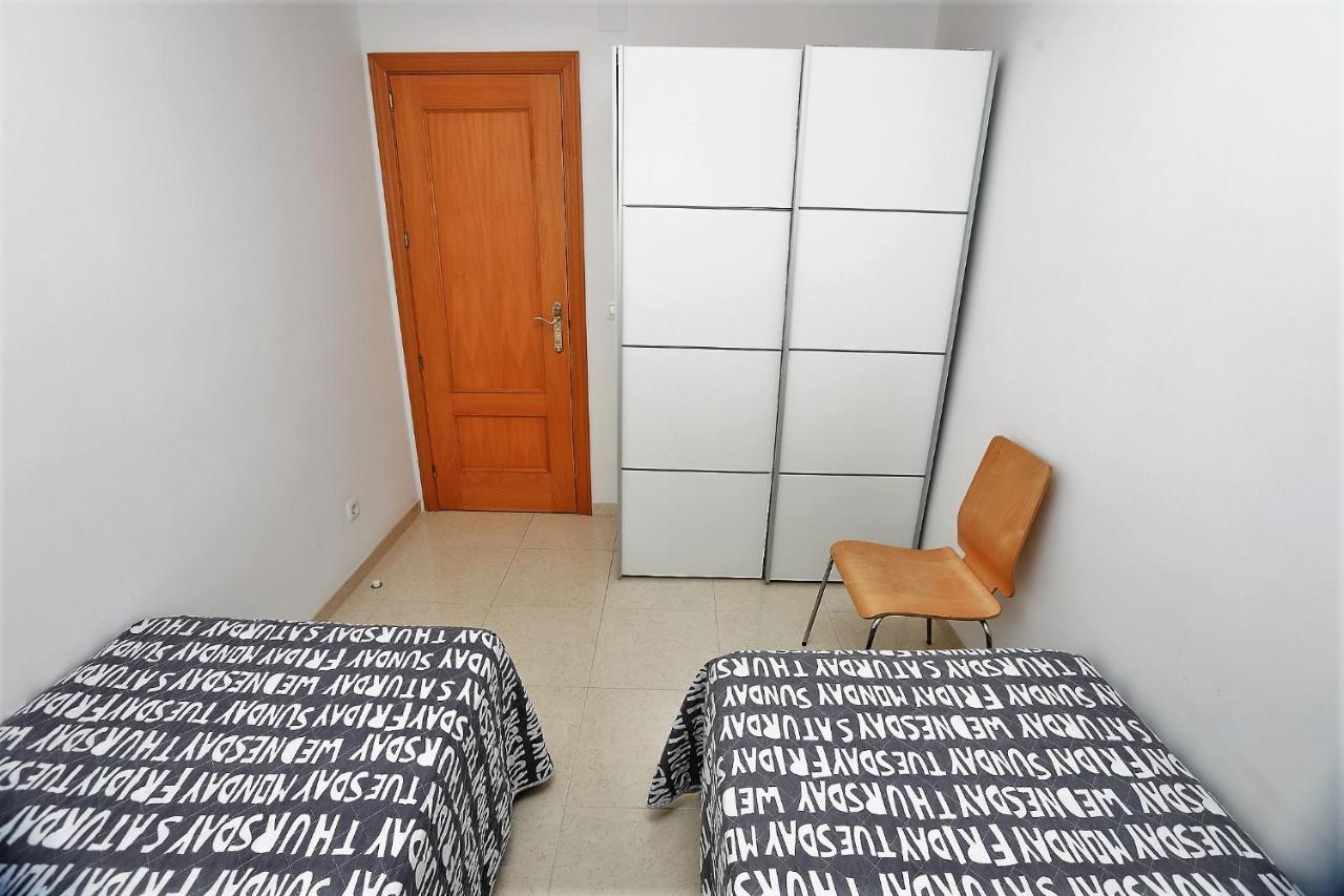 Apartamento Placa Jardi กาลาเฟลล์ ภายนอก รูปภาพ